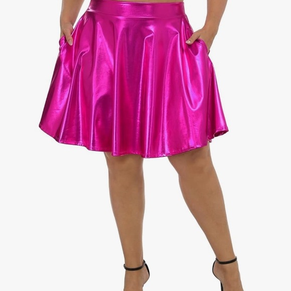 Hot Pink Metallic Skater Mini Fun Large Skirt BNWOT - Picture 3 of 3